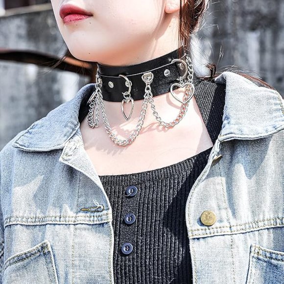 Black PU Leather Vintage choker, collar Adjustable - Picture 2 of 4